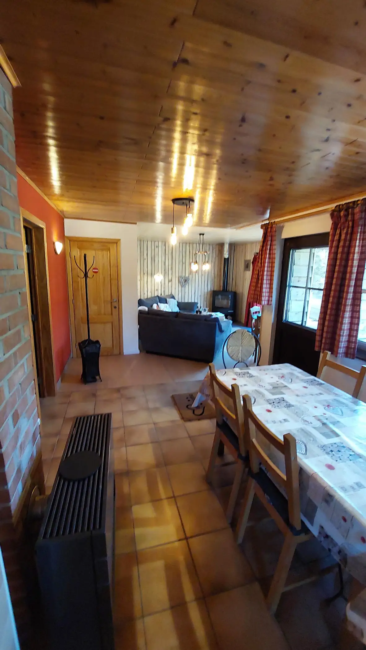 Cottage for 4 people in Chiny Chalet Écureuil